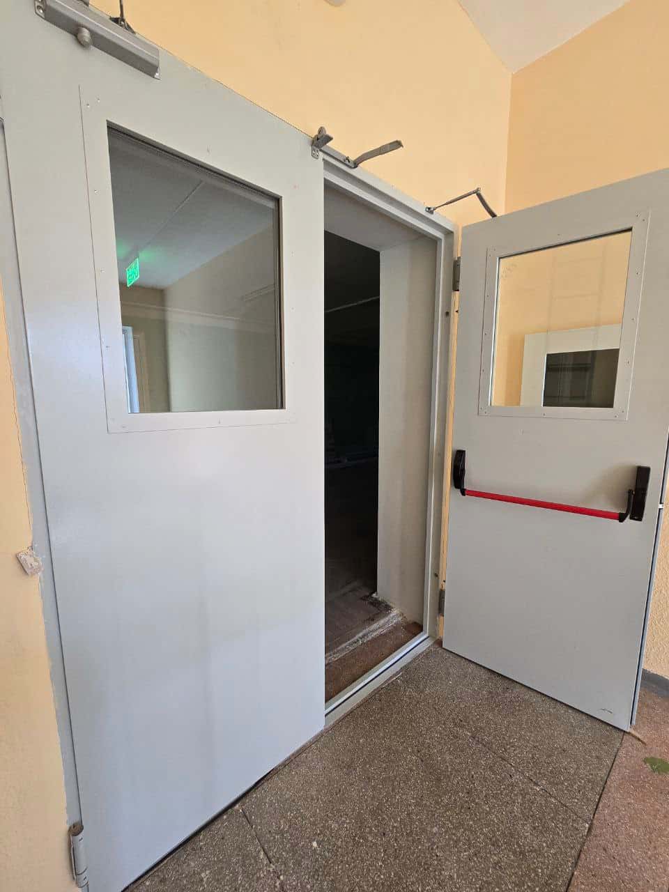 Протипожежні двері