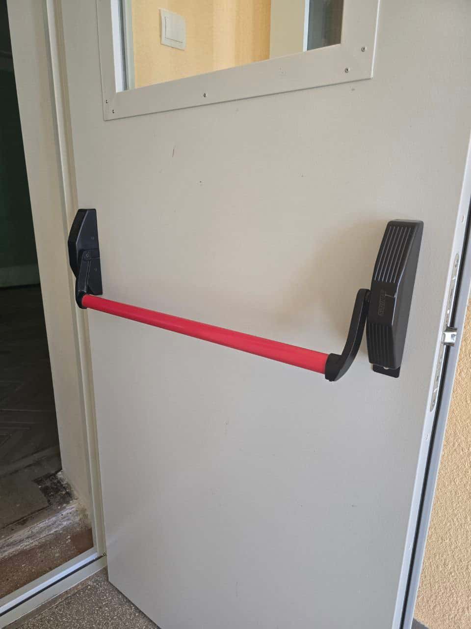 Протипожежні двері